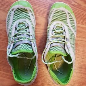 Pace Glove Minimalist Running Shoes